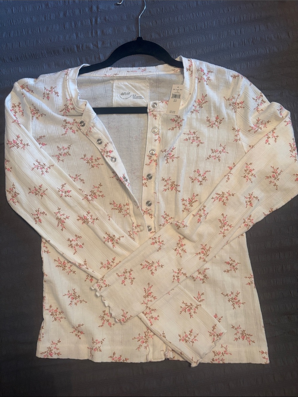 Aerie Cream Floral Ribbed Henley Long Sleeve Top. Medium